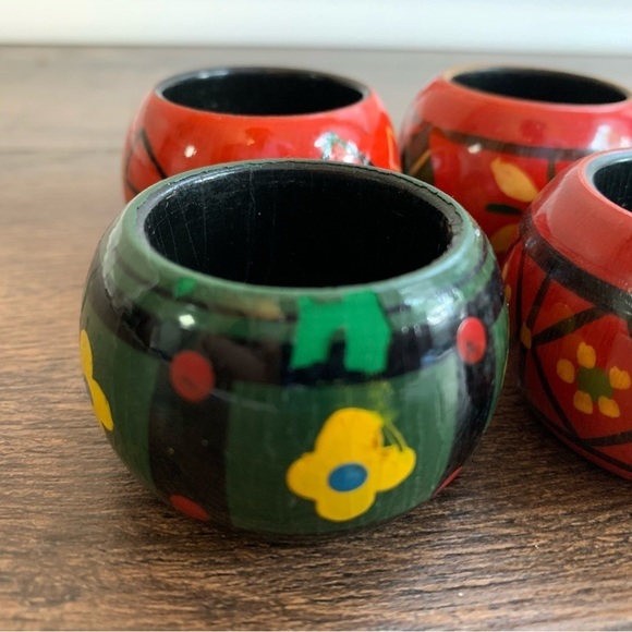 Set of 4 Hand Painted Carved Wood Napkin Holders - Picture 7 of 8